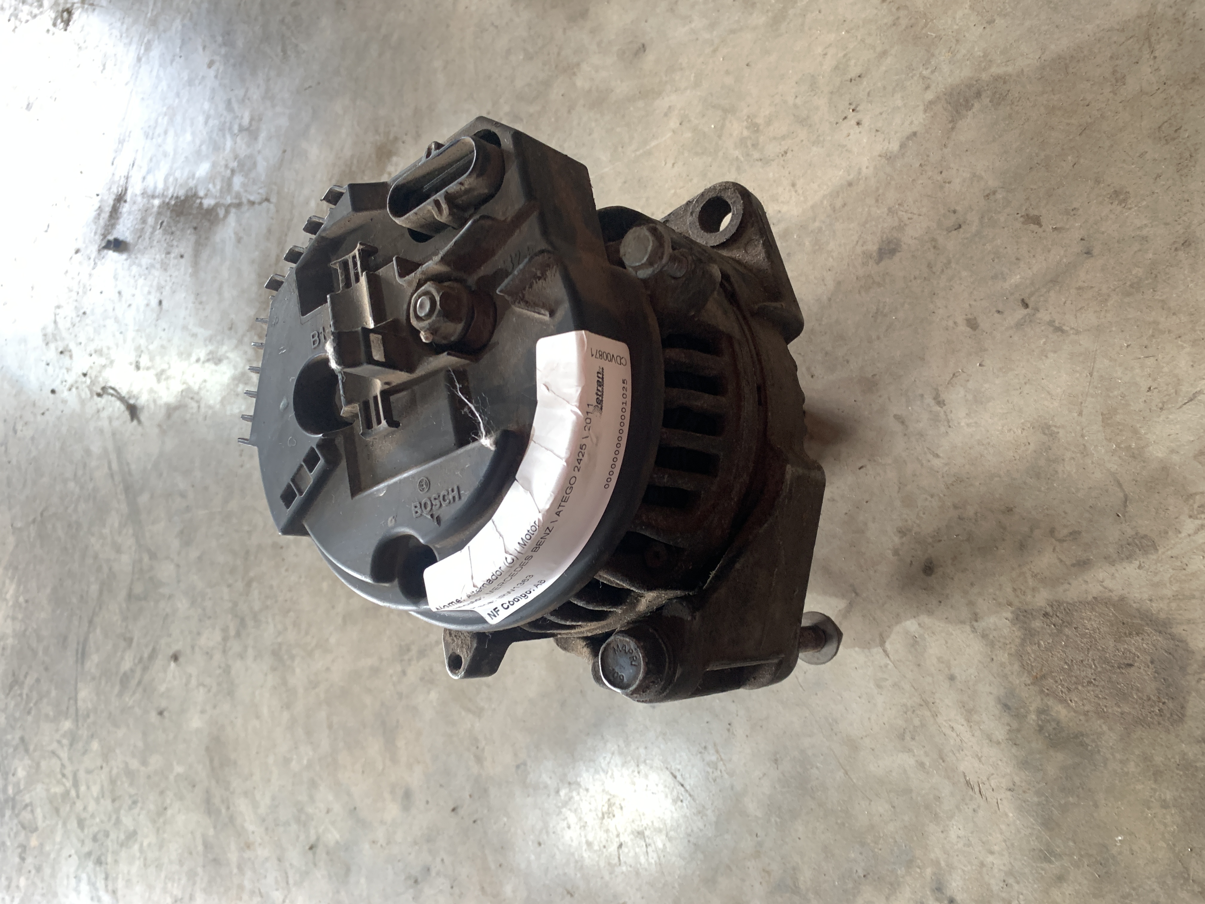 Alternador Mercedes Benz Atego 2425