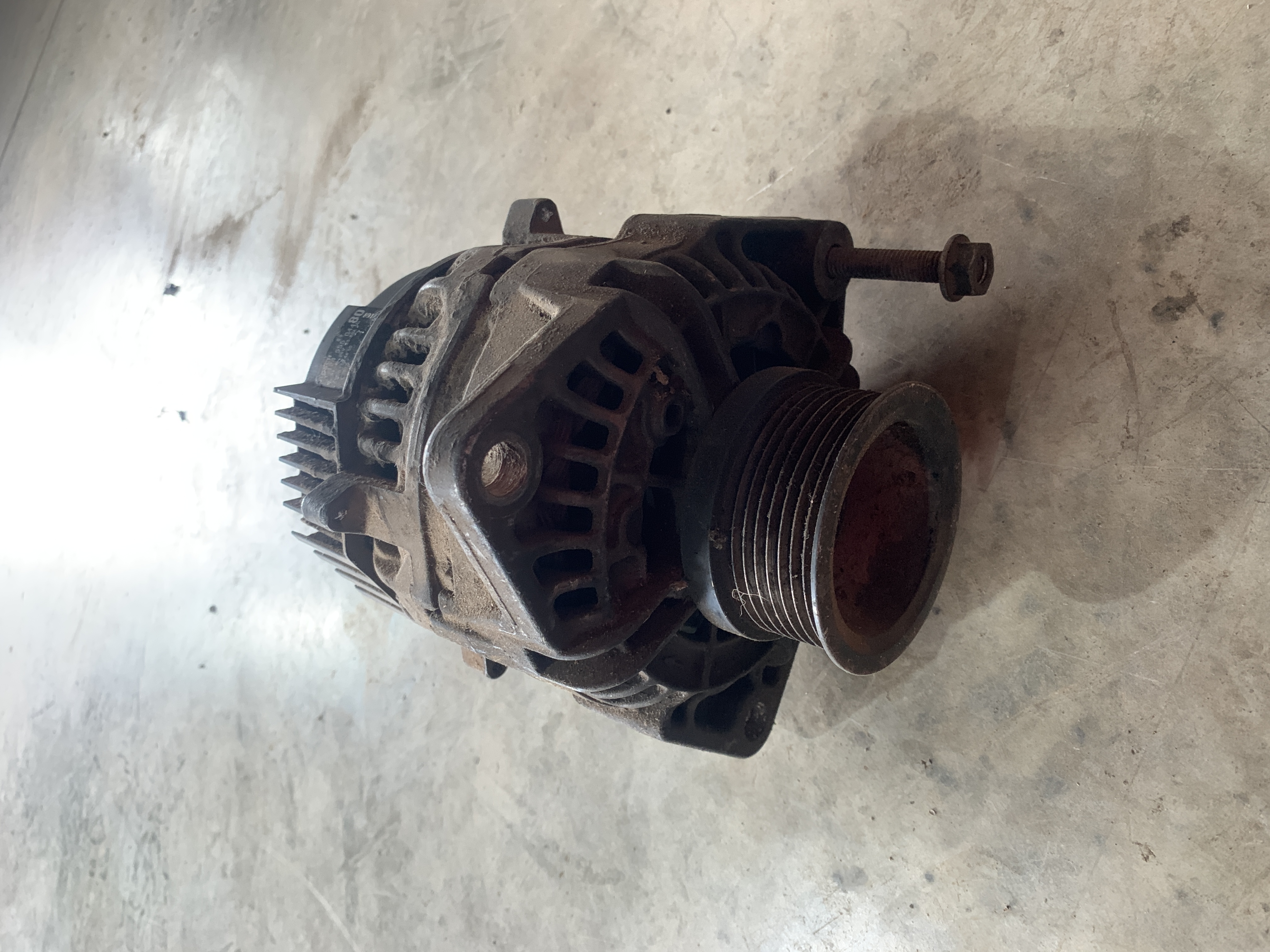 Alternador Mercedes Benz Atego 2425 2