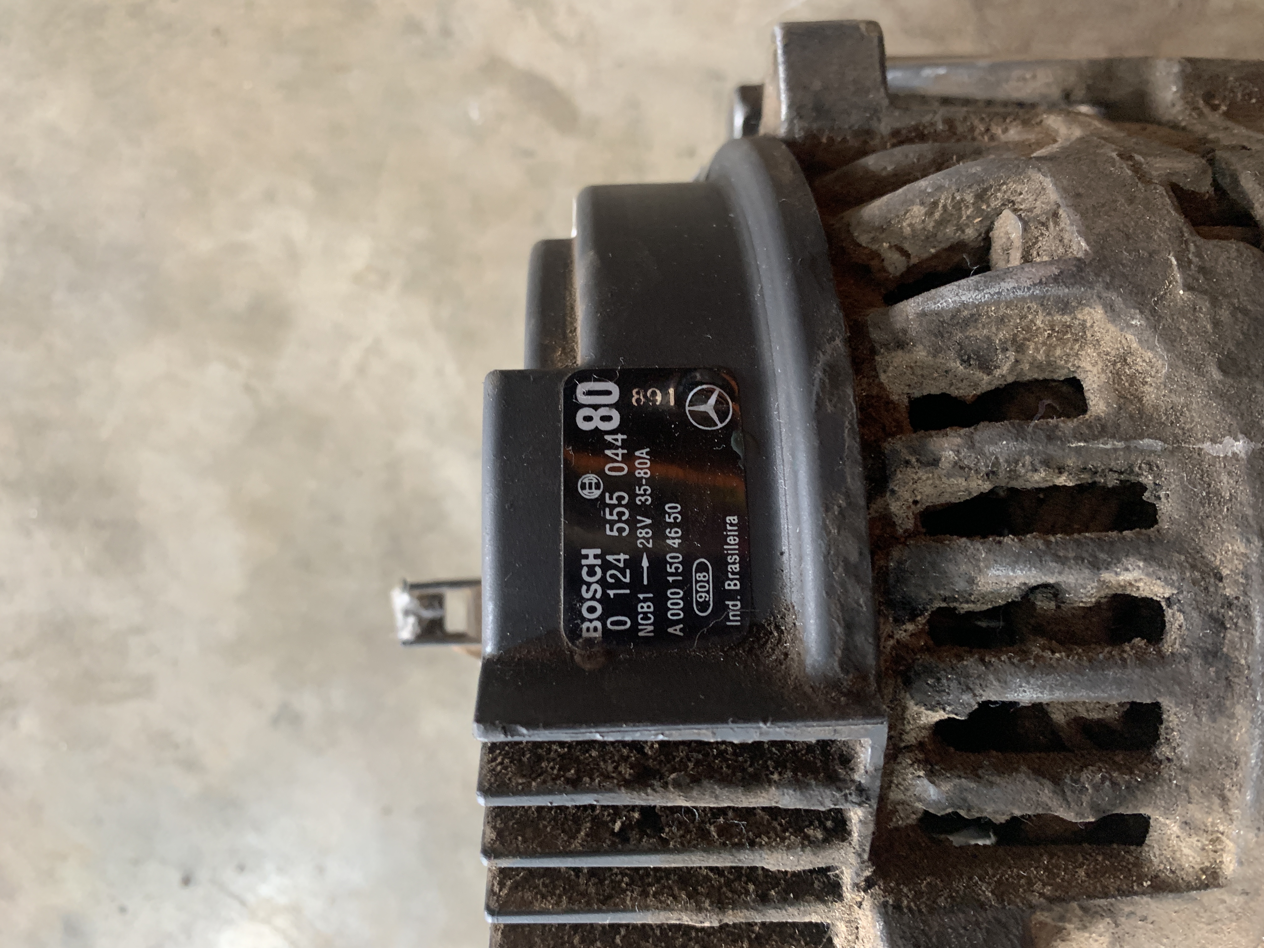 Alternador Mercedes Benz Atego 2425 3