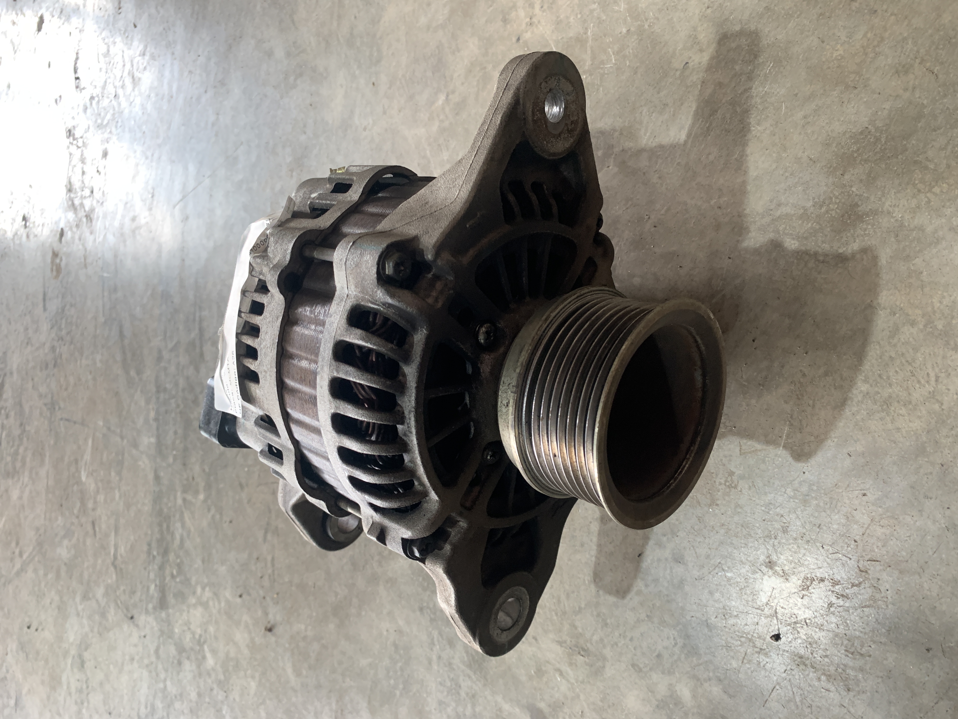 Alternador Volvo FH 540 2