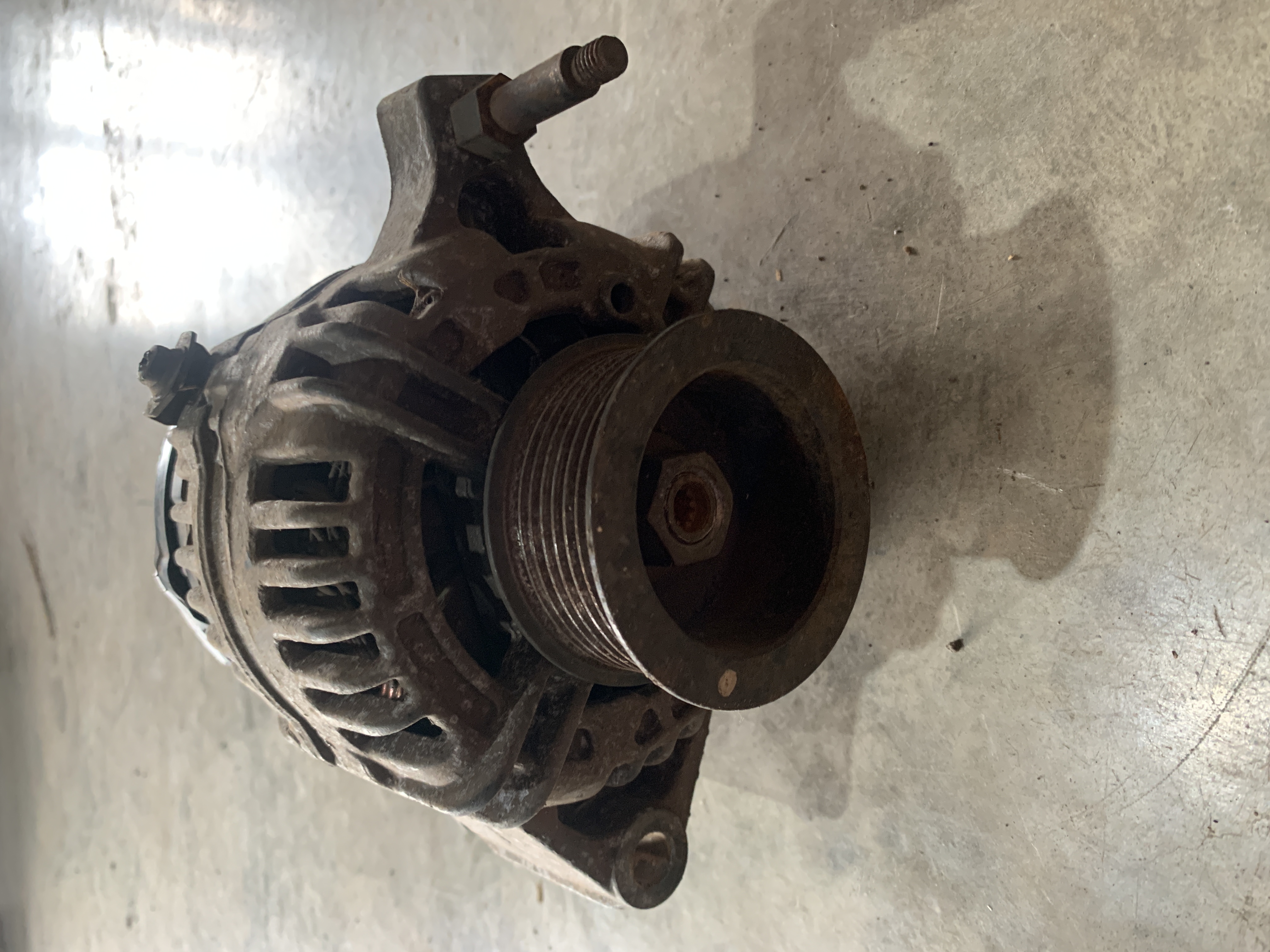 Alternador Volkswagen 10.160 DRC 4x2 2