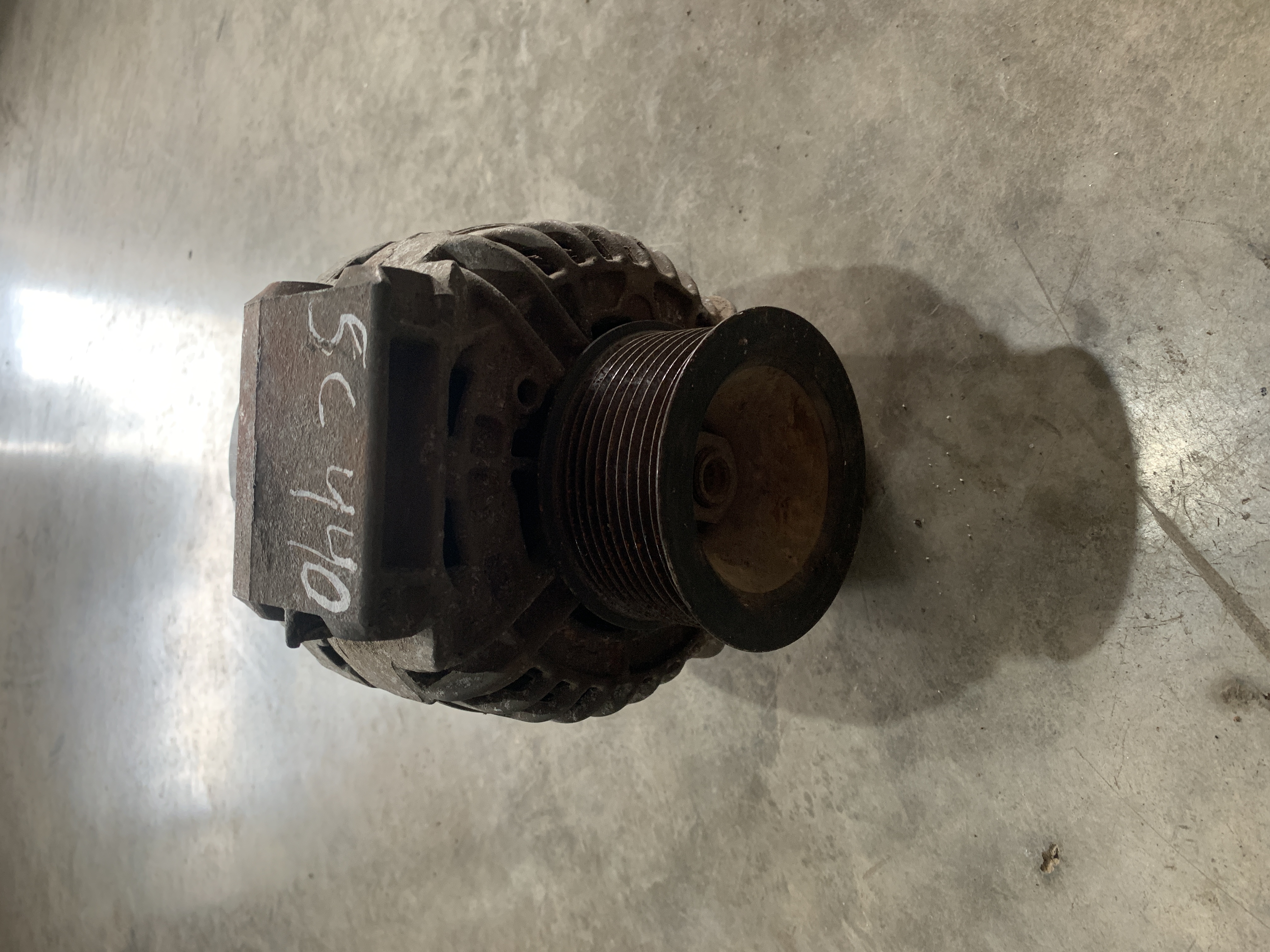 Alternador Scania G440 6x4 2