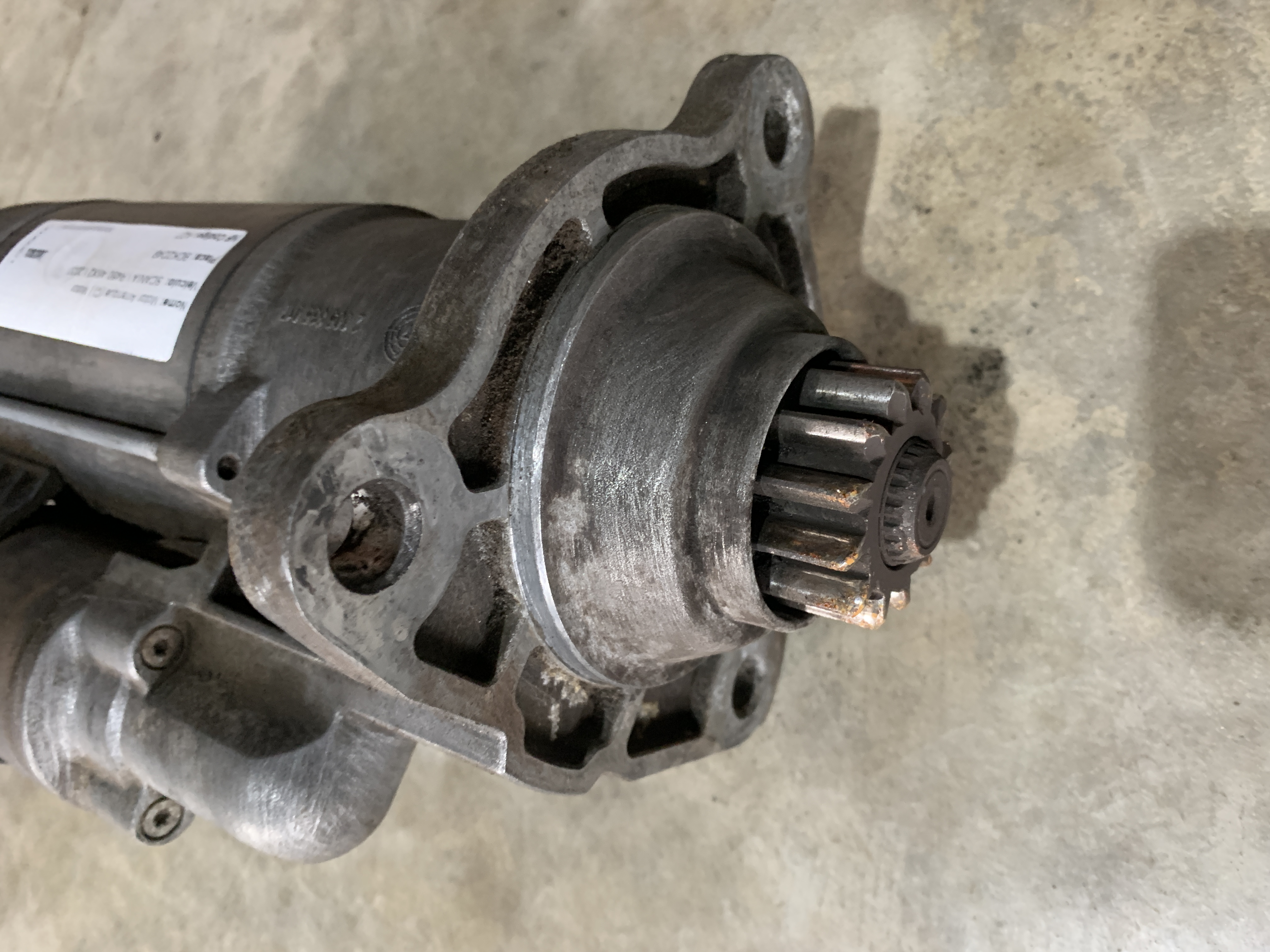Motor de partida Scania R450  6x2 2