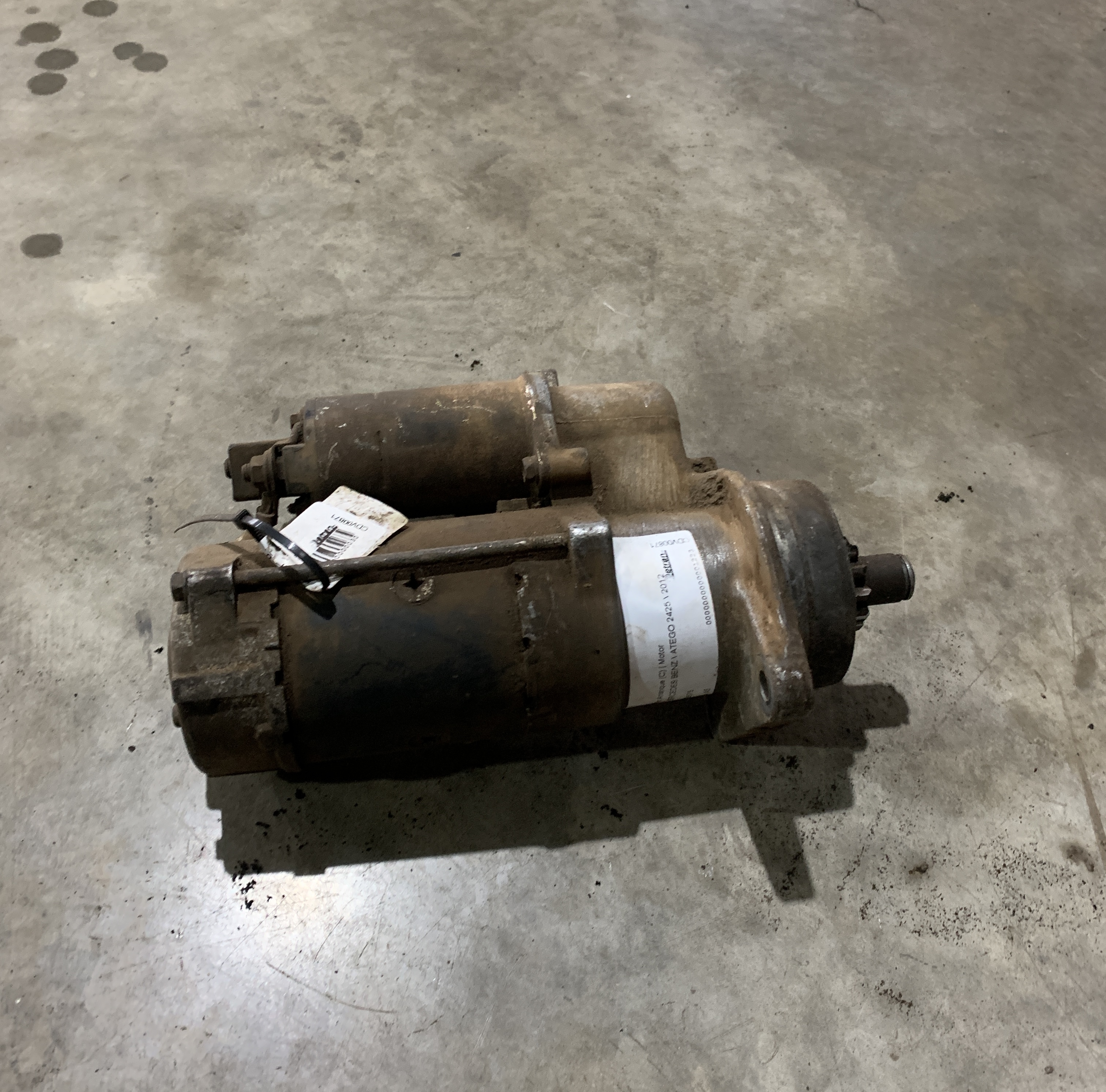 Motor de partida Mercedes Benz Atego 2425