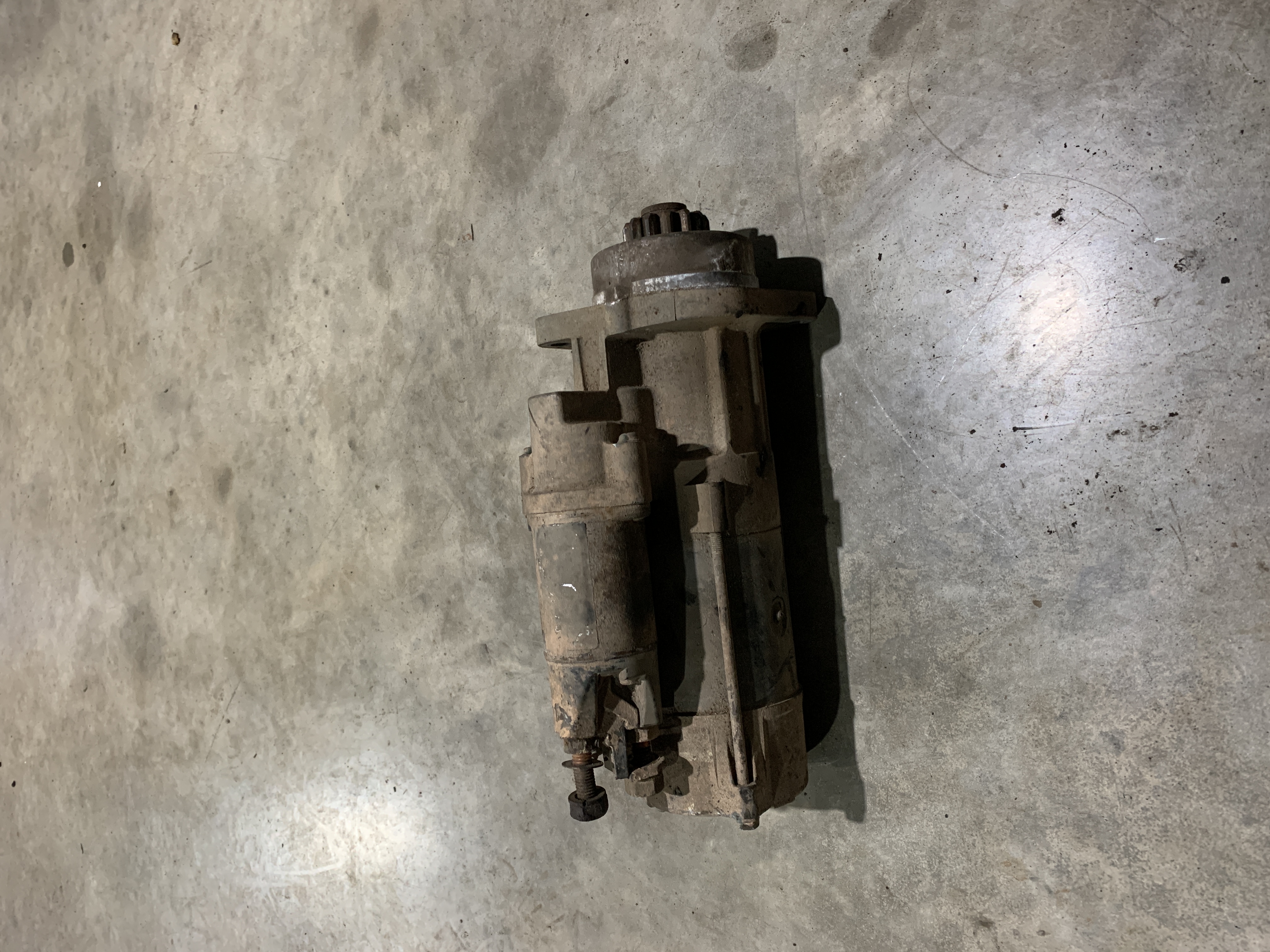 Motor de partida Scania T124 4