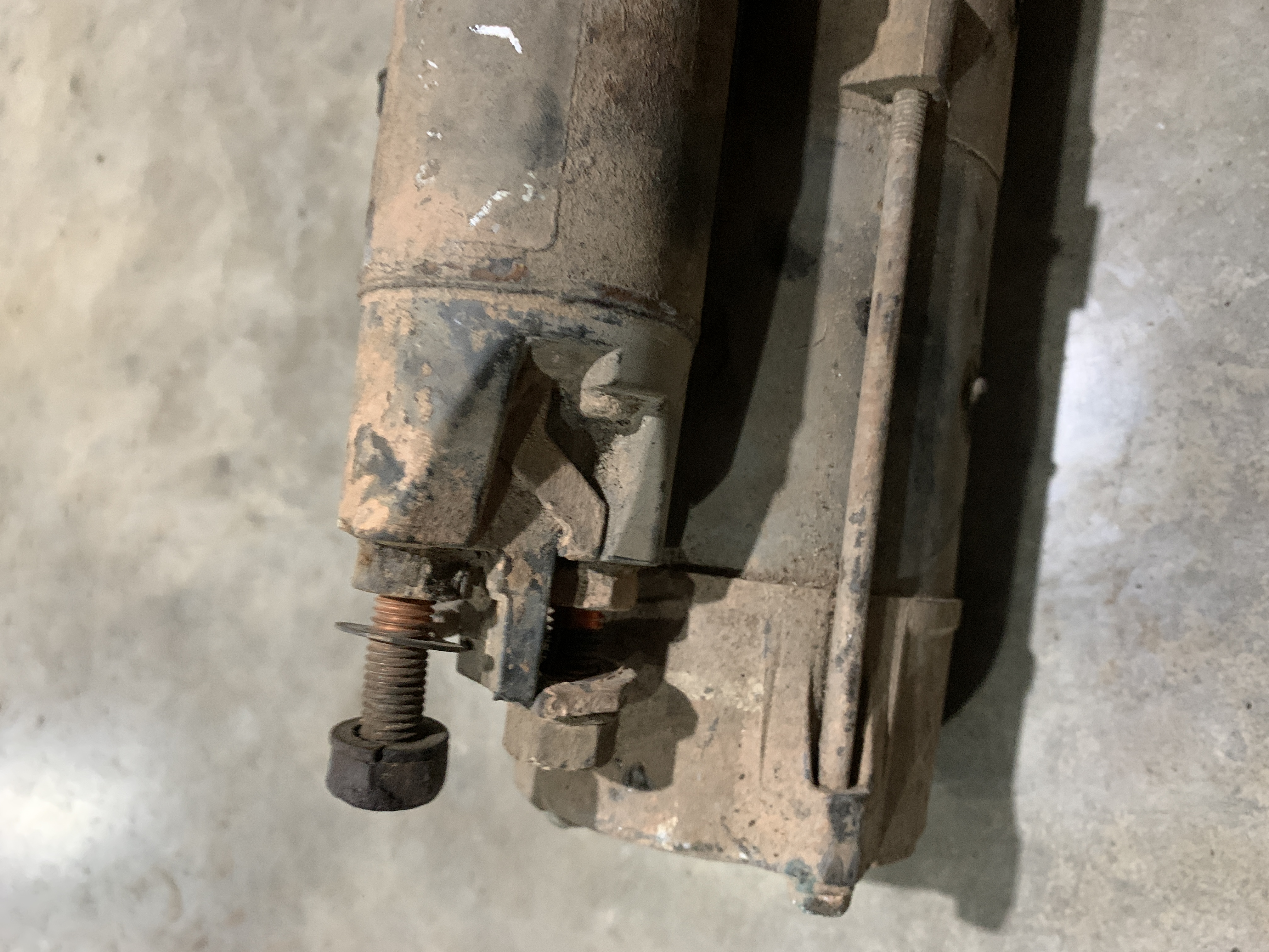 Motor de partida Scania T124 5