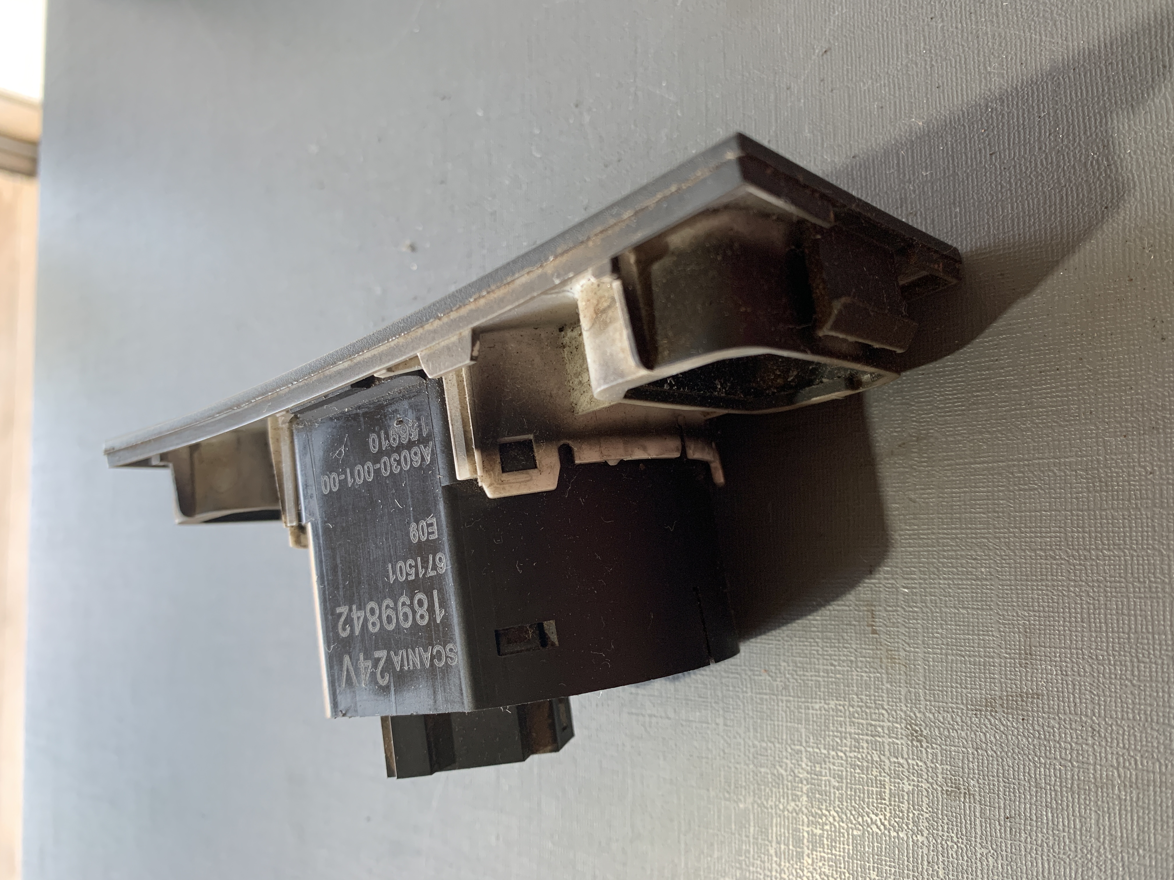 Interruptor Bloqueio Tração Scania Euro 5 3
