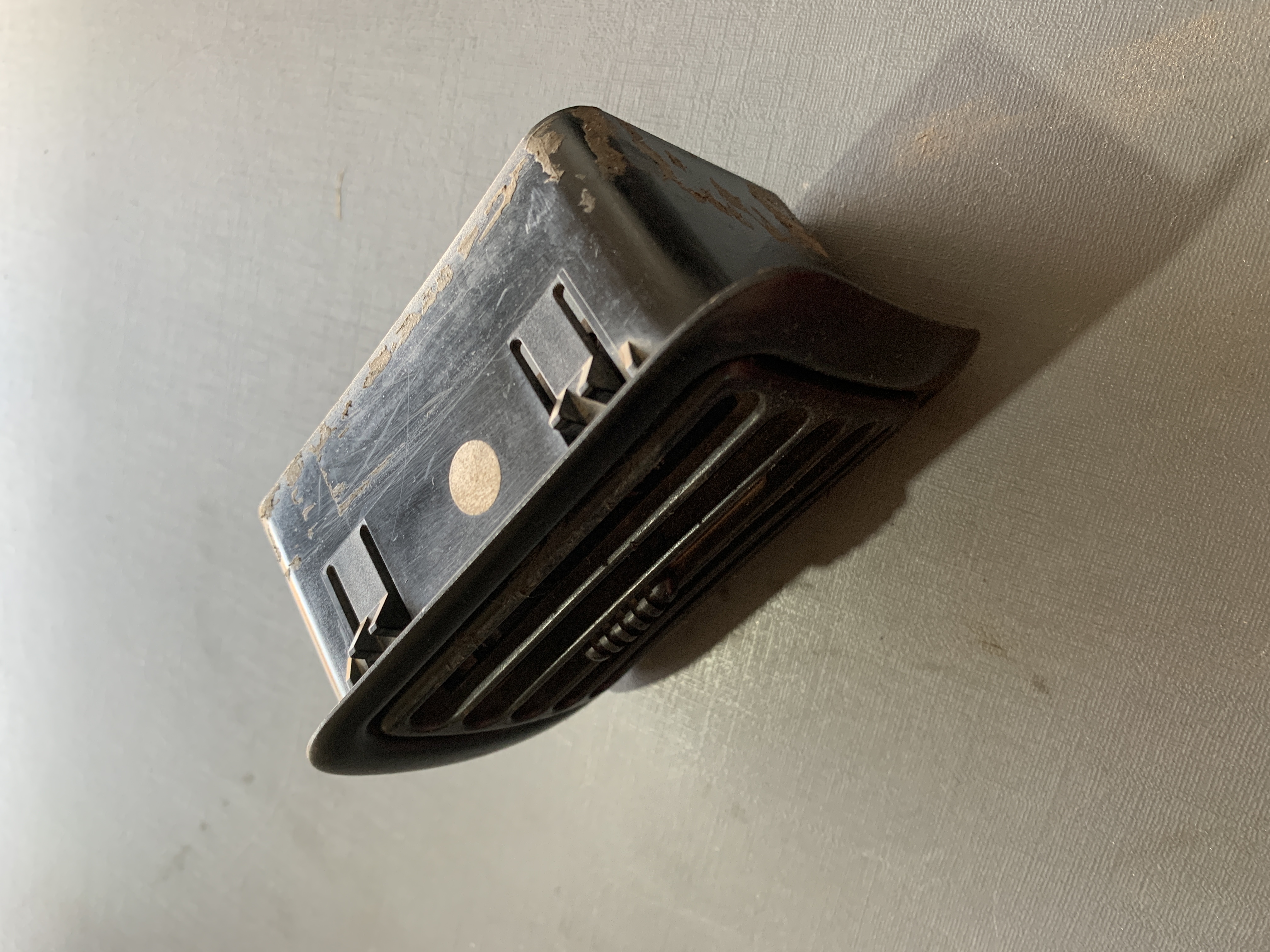 Difusor de Ar Mercedes Benz Accelo Original 2