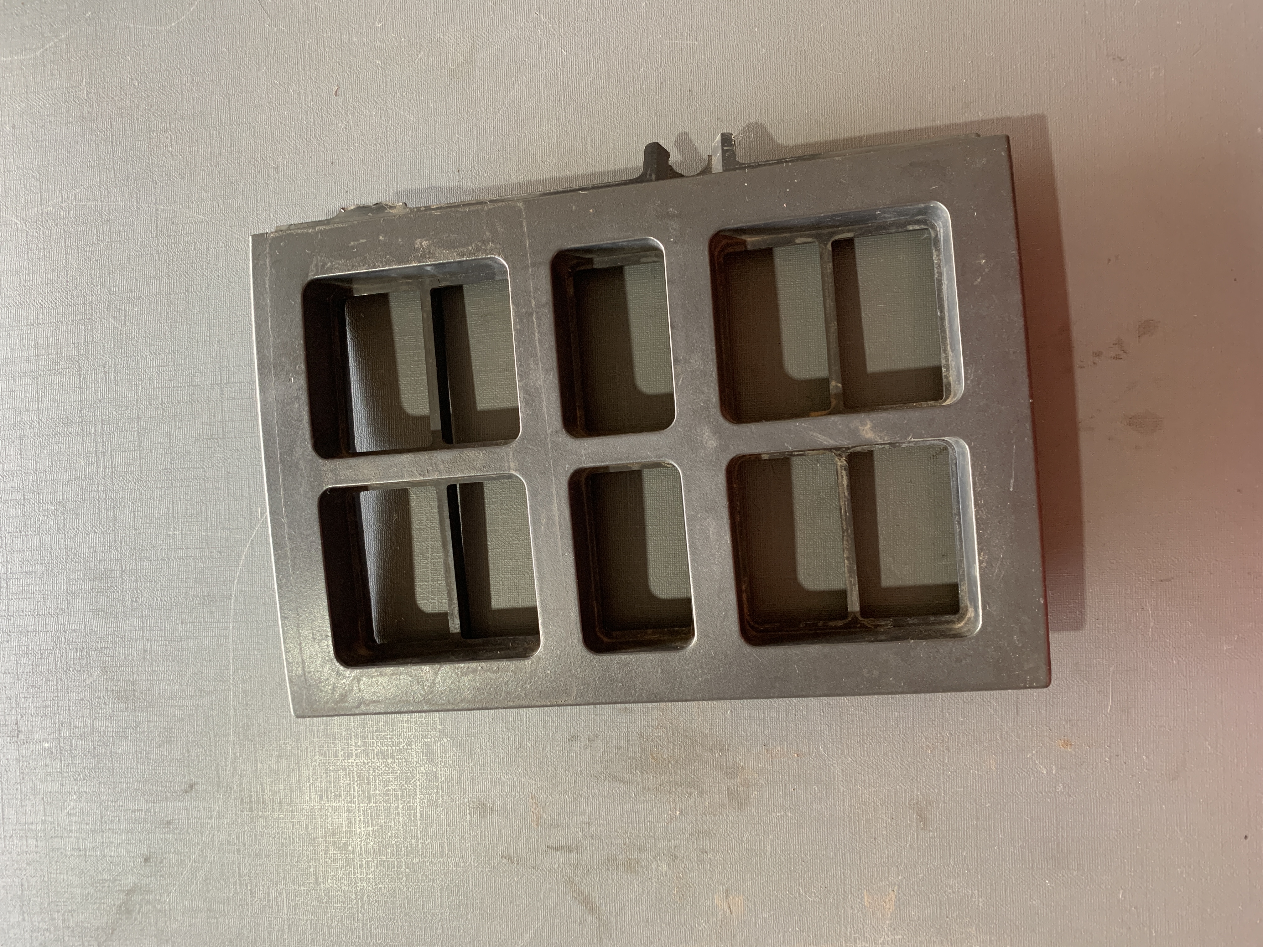 Moldura Botão Interruptor Painel Volvo